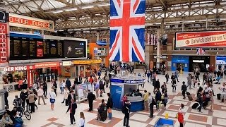 A Walk Through The London Victoria Station London England [upl. by Adrienne]